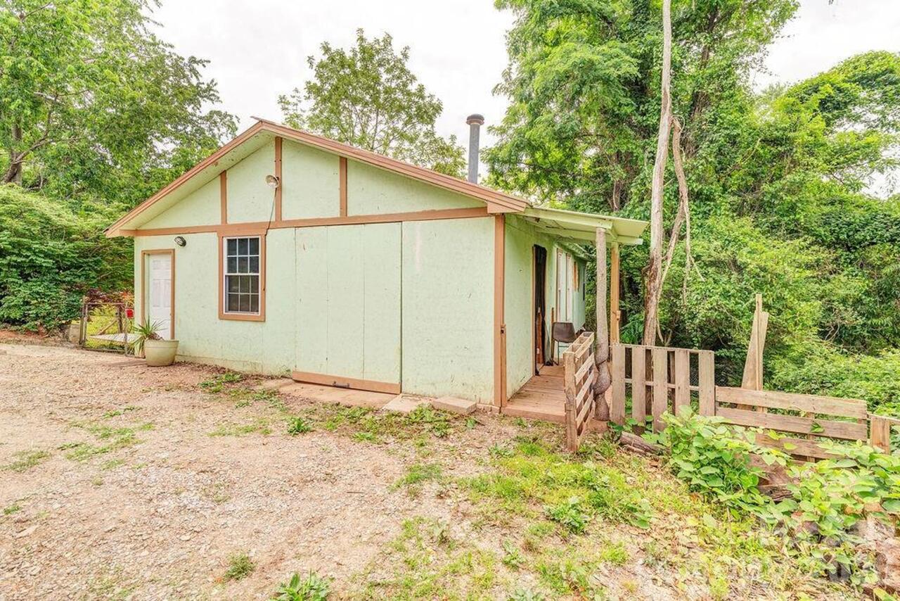 Listing Photo 33