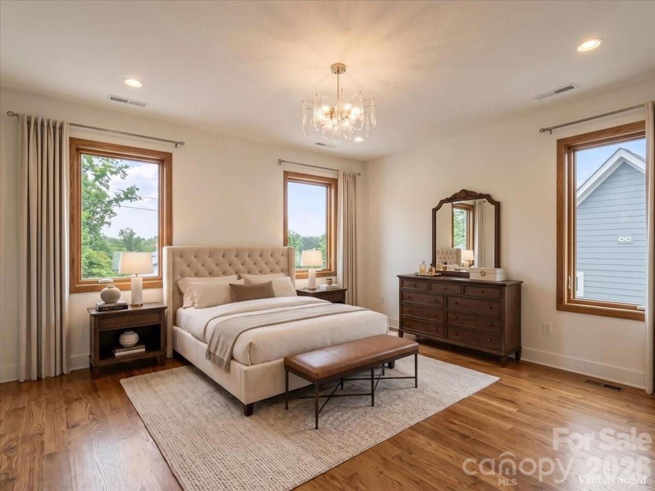 Listing Photo 9