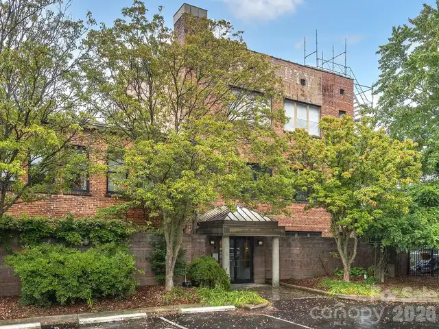 Listing Photo 22