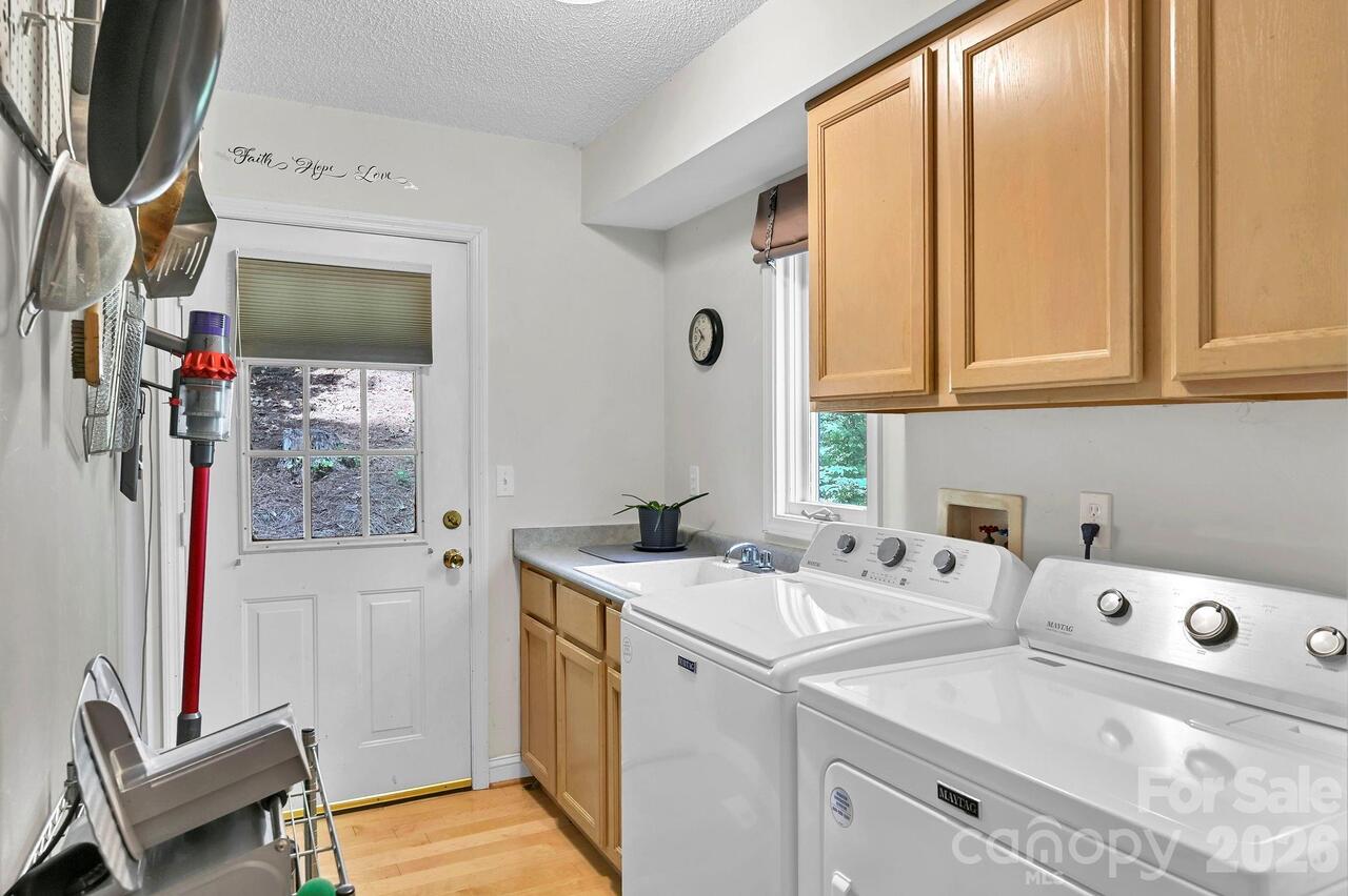 Listing Photo 19