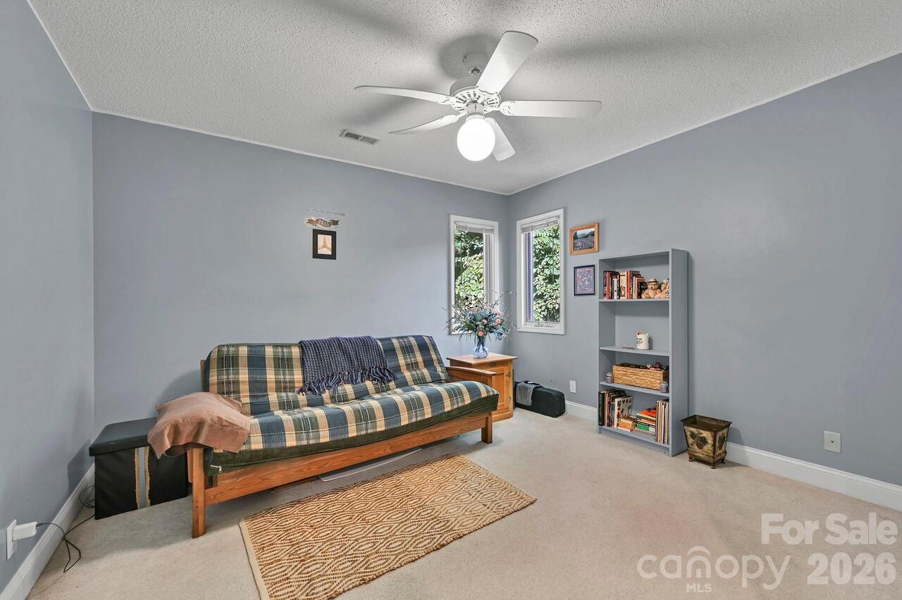 Listing Photo 25