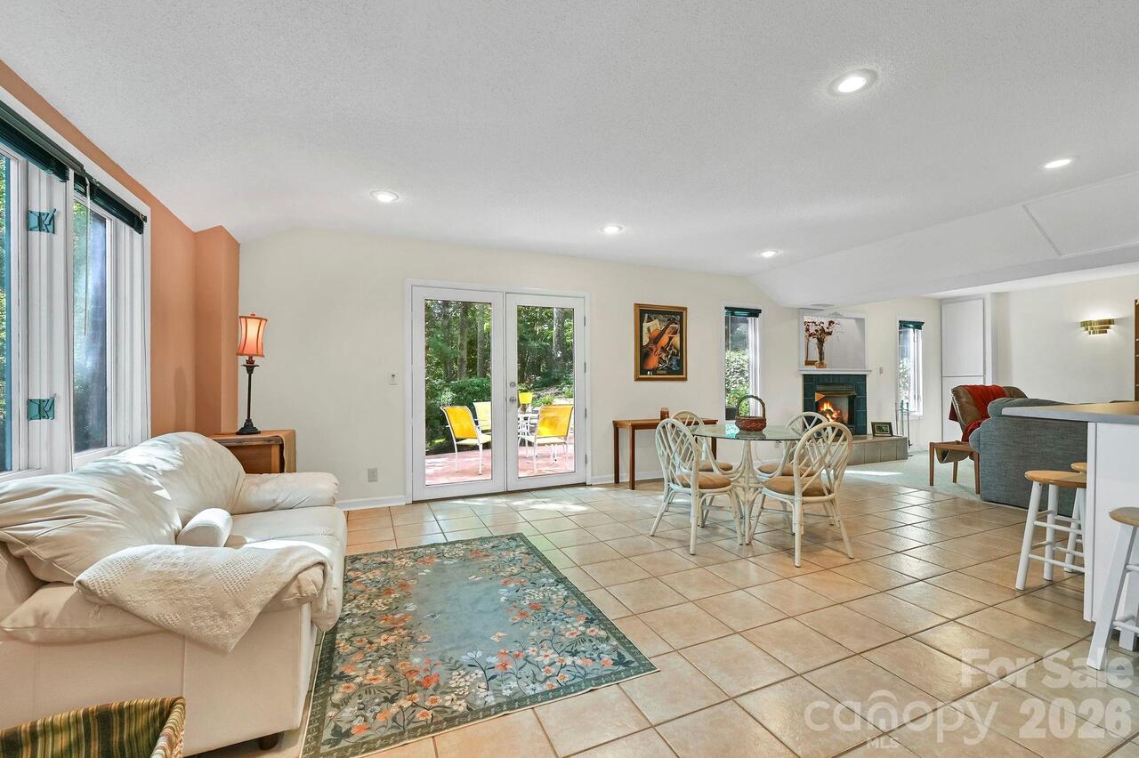 Listing Photo 28