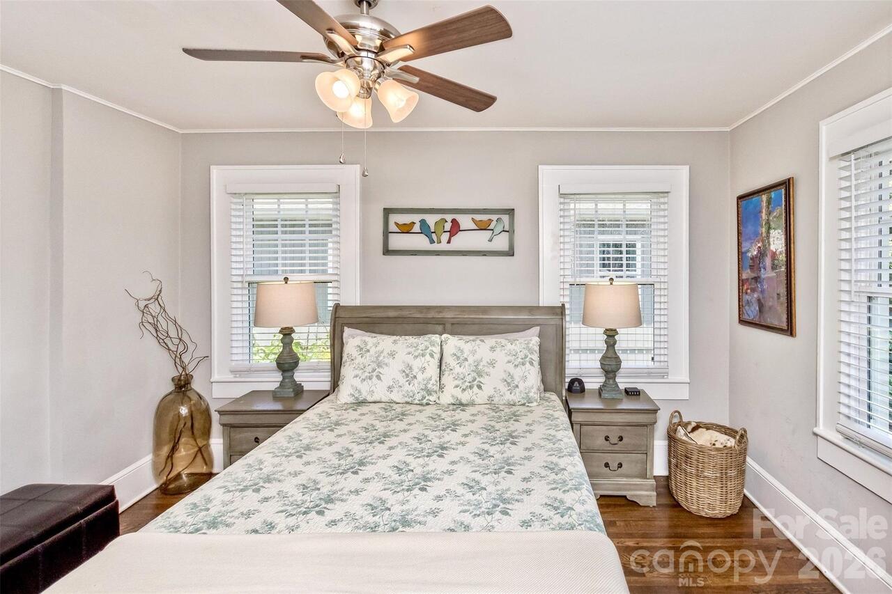 Listing Photo 17