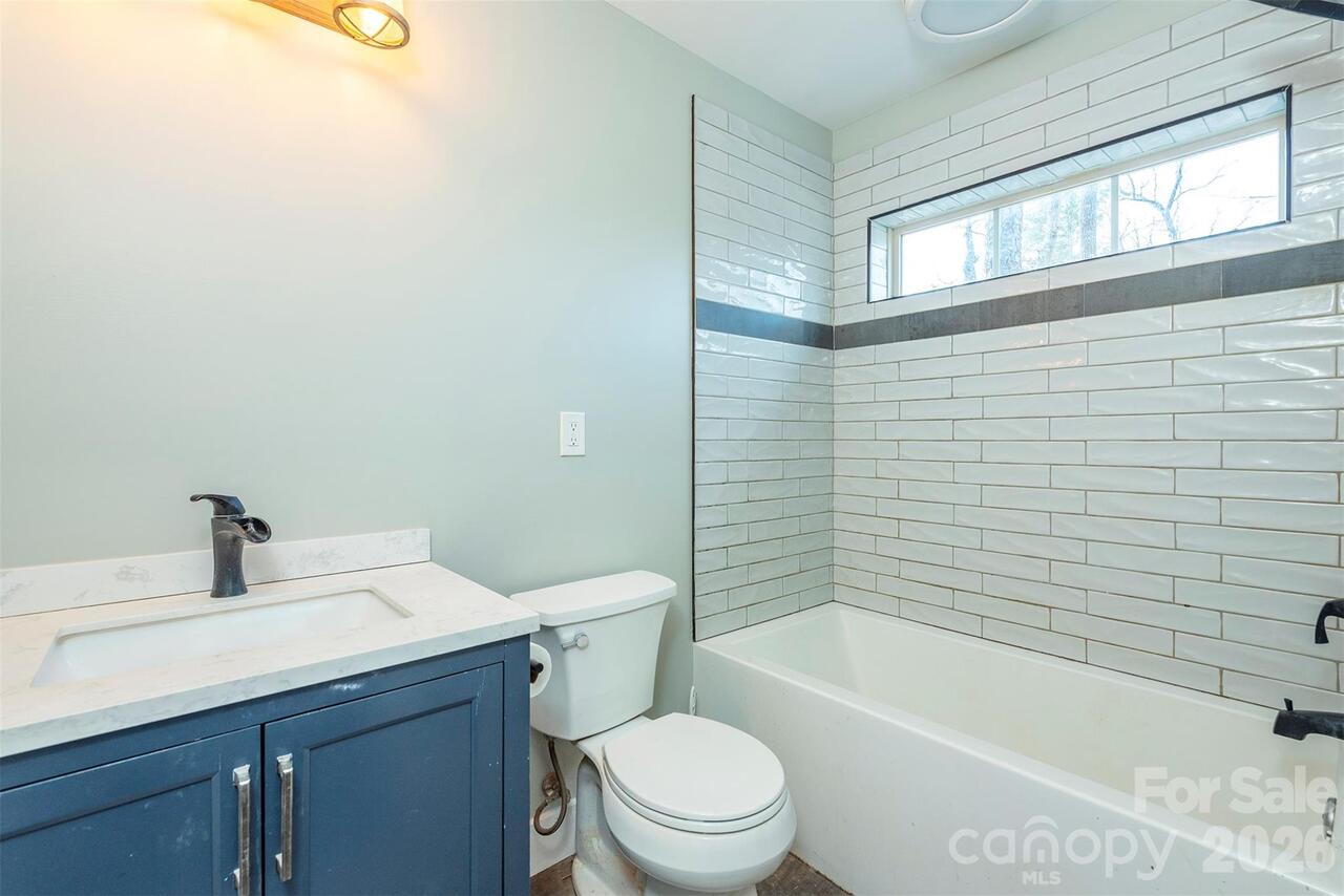 Listing Photo 21