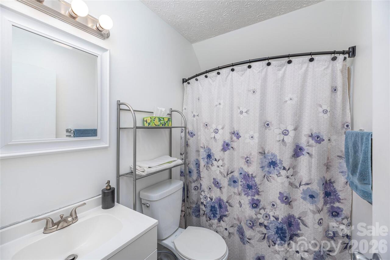 Listing Photo 15