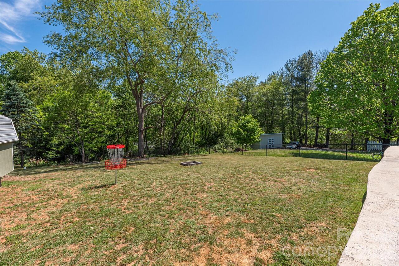 Listing Photo 18