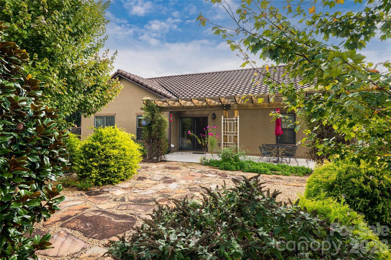 Listing Photo 22