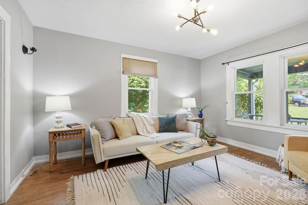 Listing Photo 6