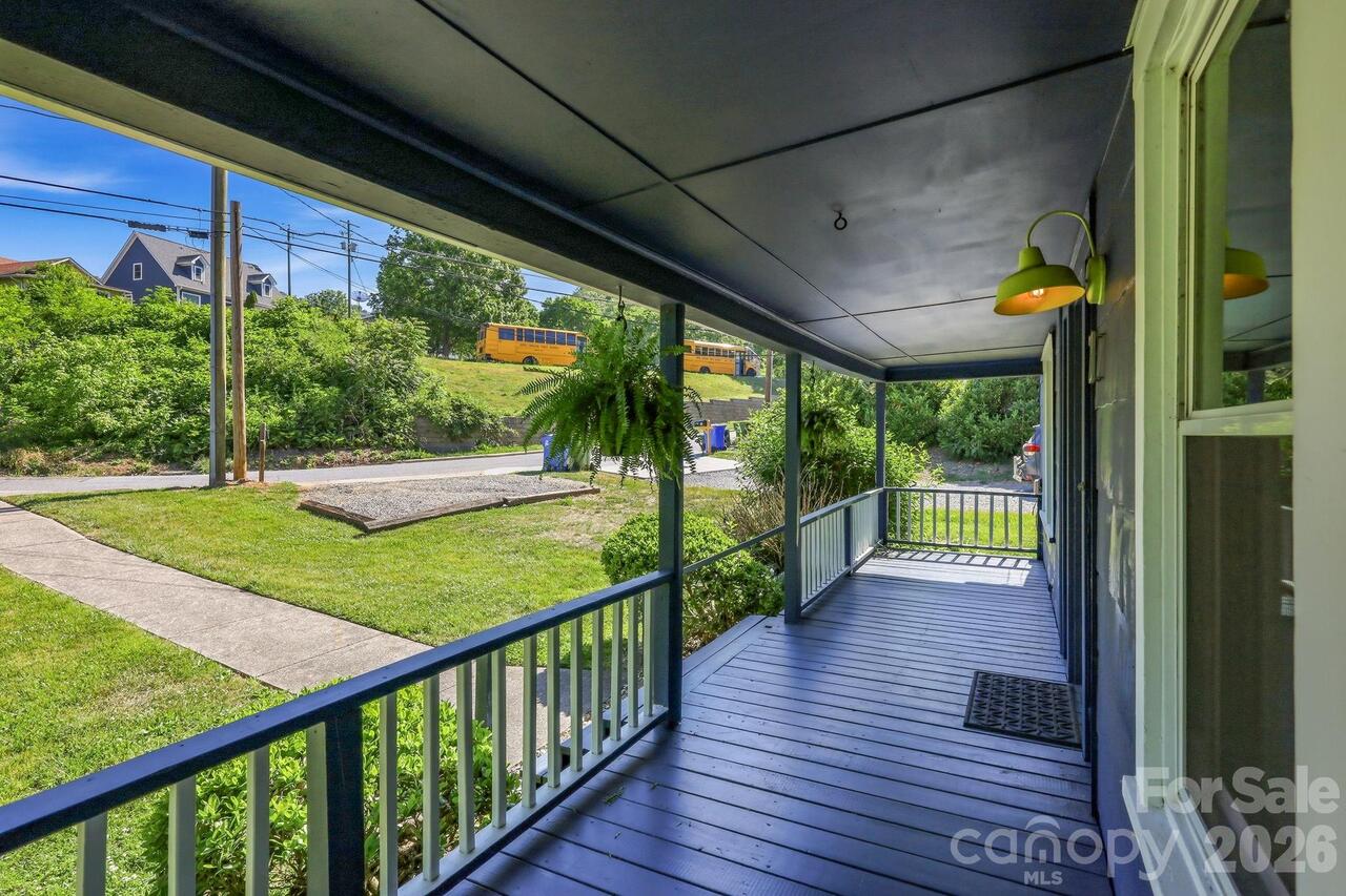 Listing Photo 34