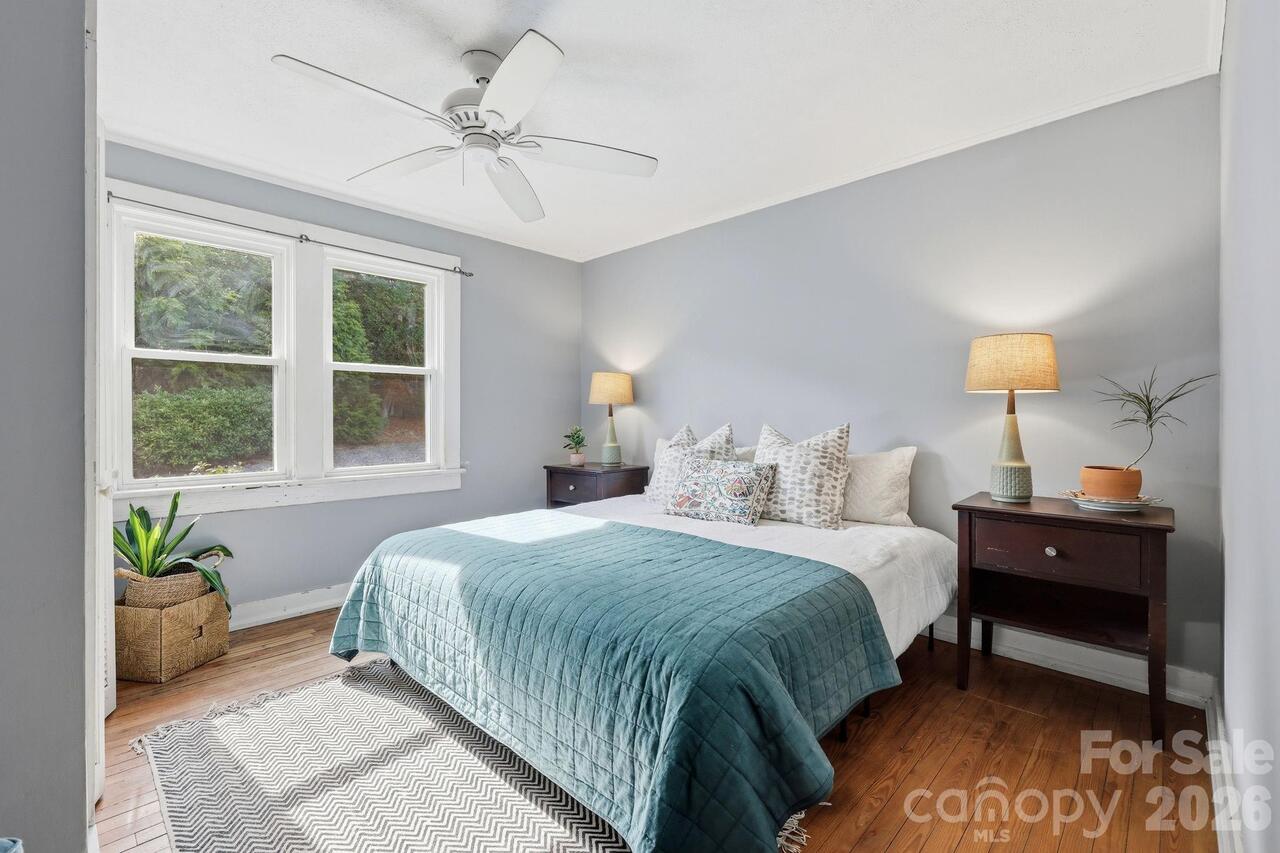 Listing Photo 19