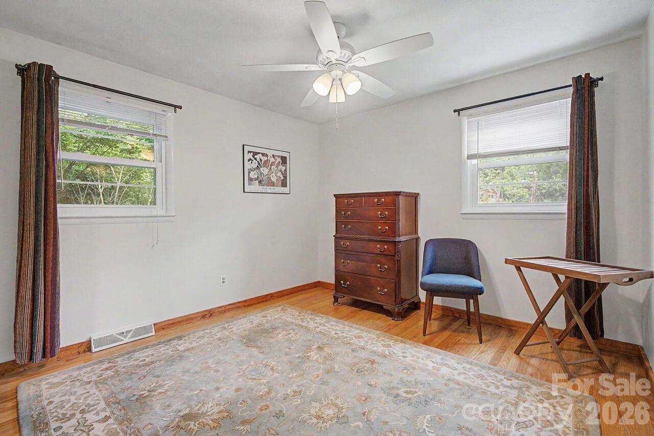 Listing Photo 20