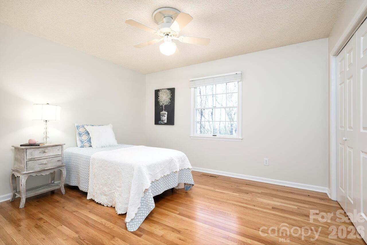 Listing Photo 28
