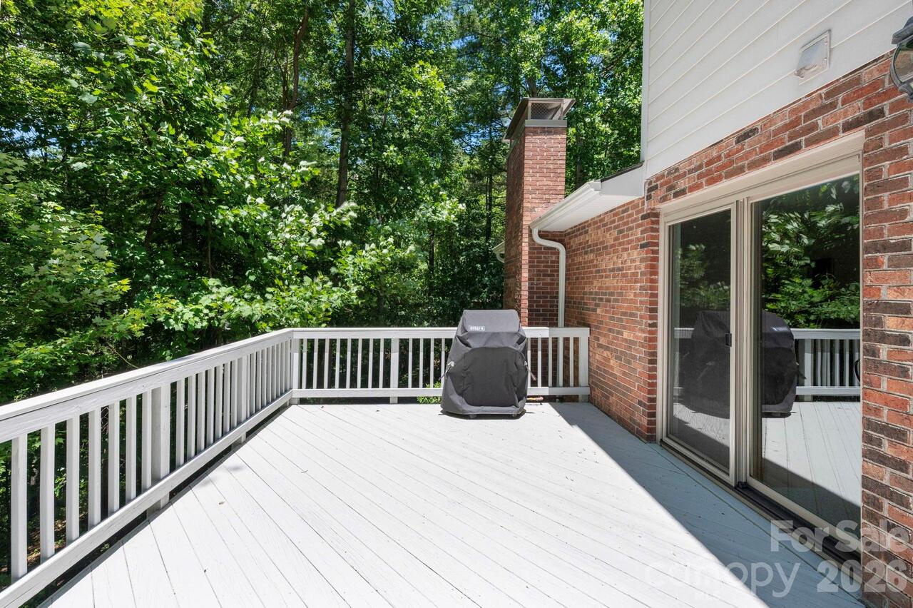 Listing Photo 19