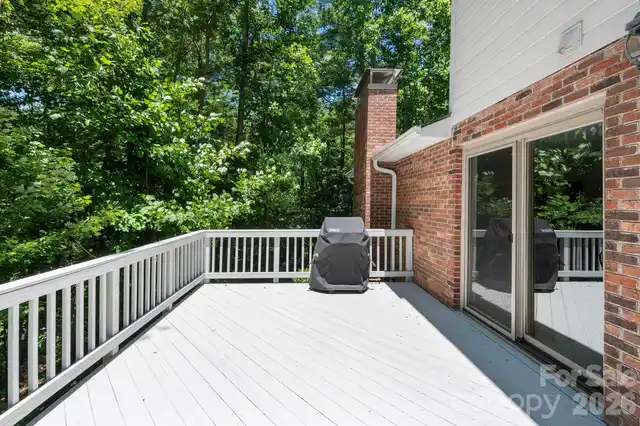 Listing Photo 19