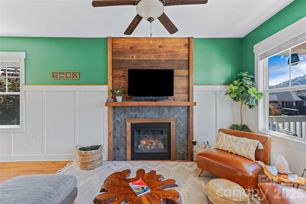 Listing Photo 7