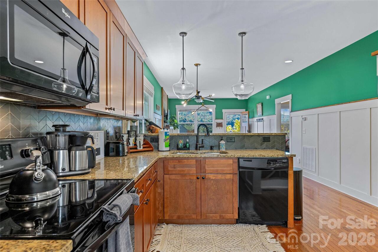 Listing Photo 19