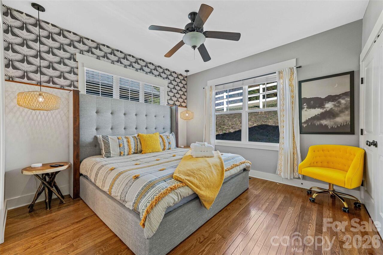 Listing Photo 23