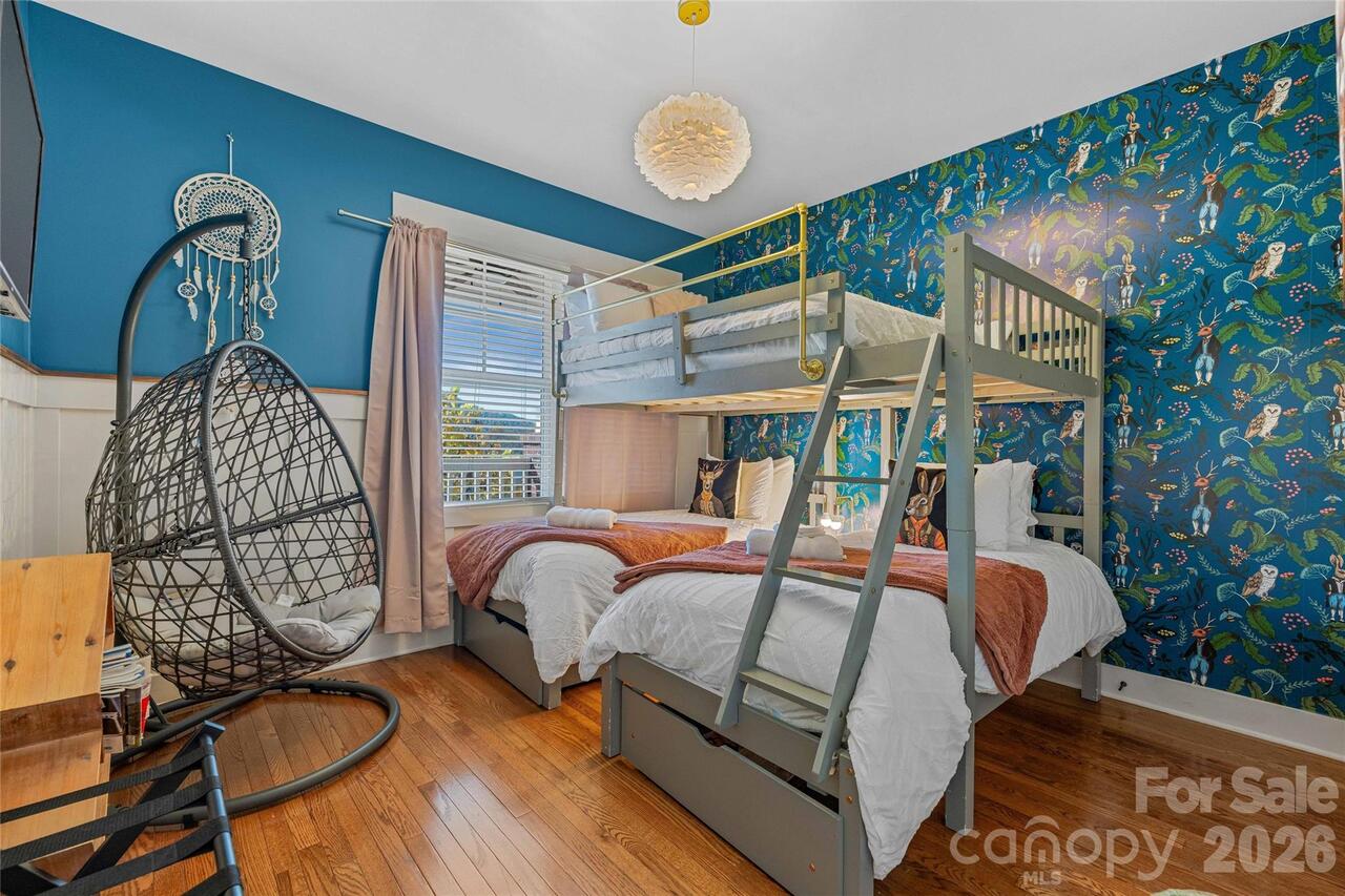 Listing Photo 28