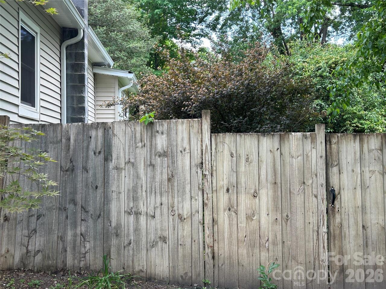 Listing Photo 7