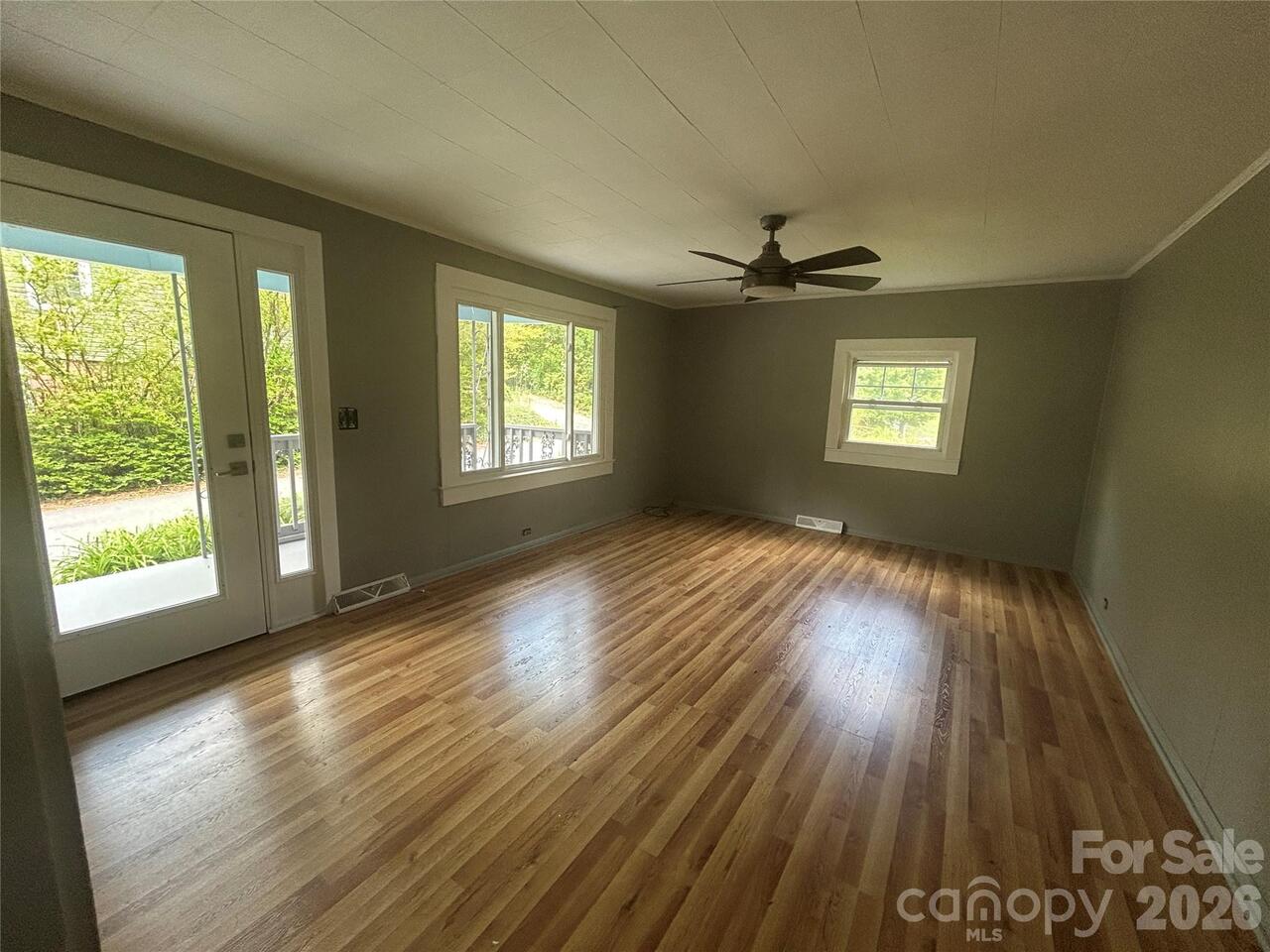 Listing Photo 27
