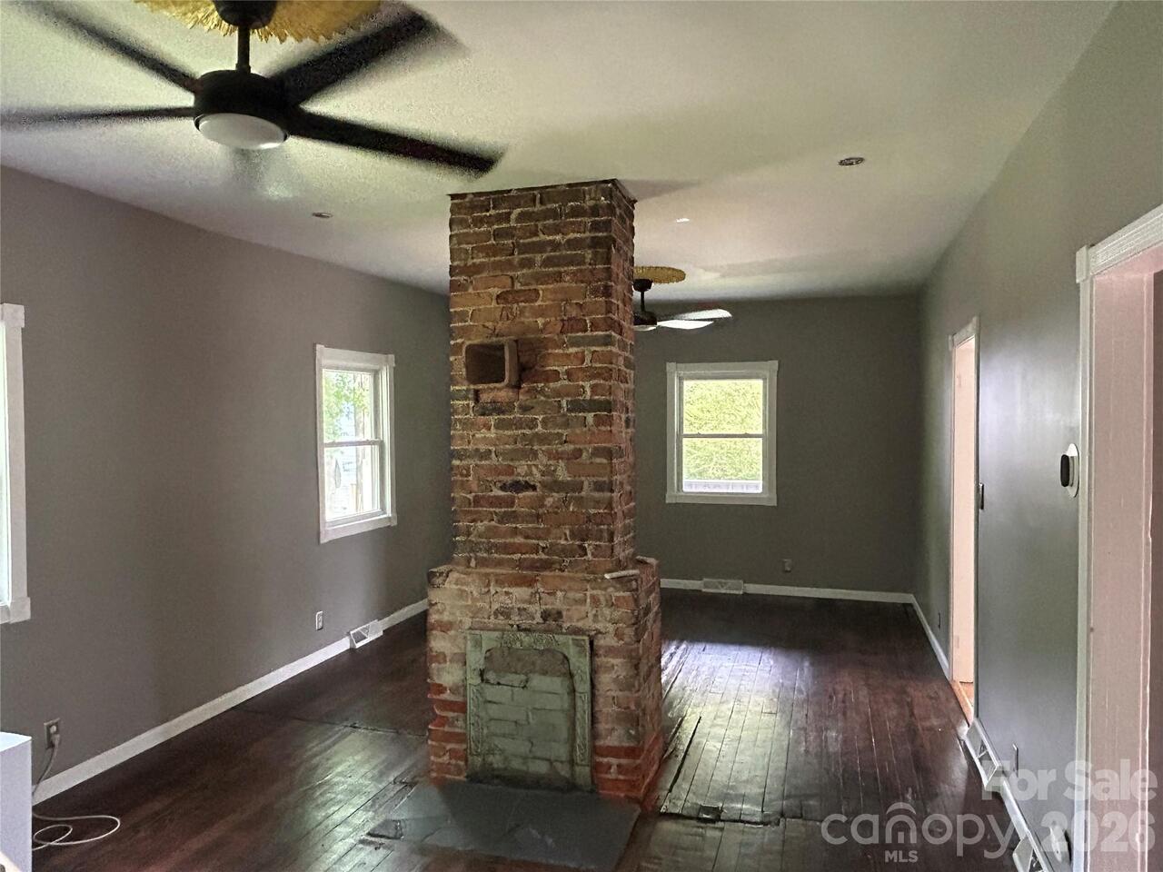 Listing Photo 28