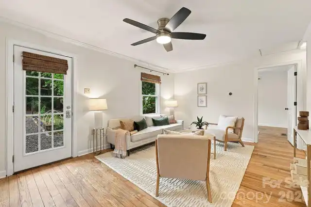 Listing Photo 6