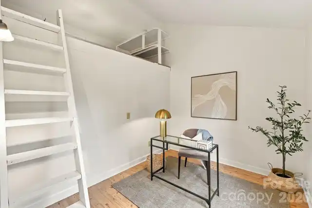 Listing Photo 29