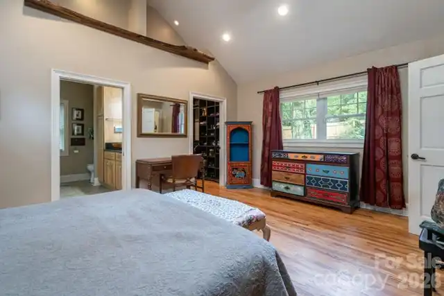 Listing Photo 13