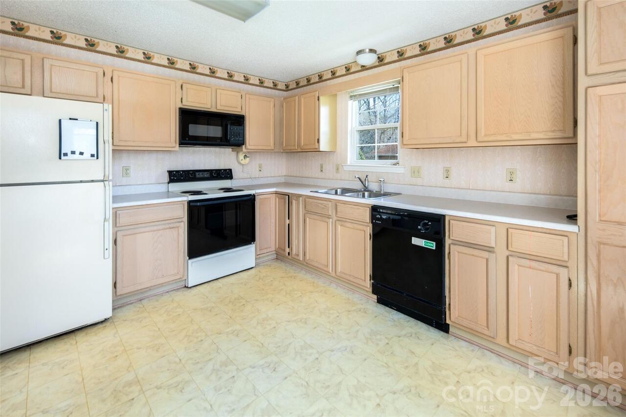Listing Photo 27