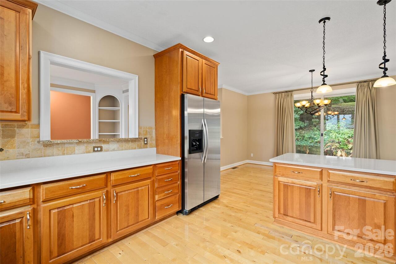 Listing Photo 16