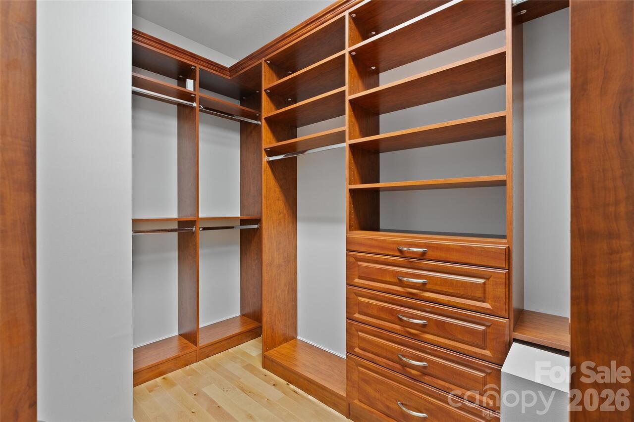Listing Photo 24