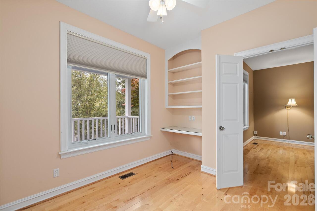 Listing Photo 25