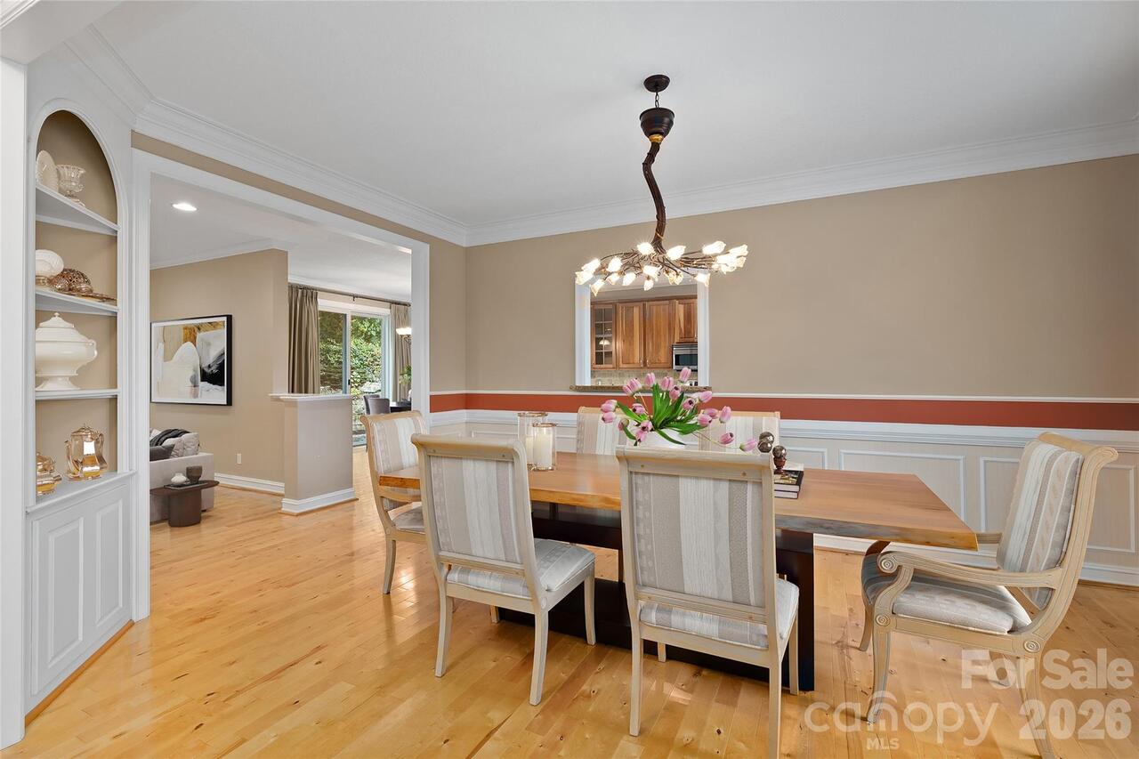 Listing Photo 8