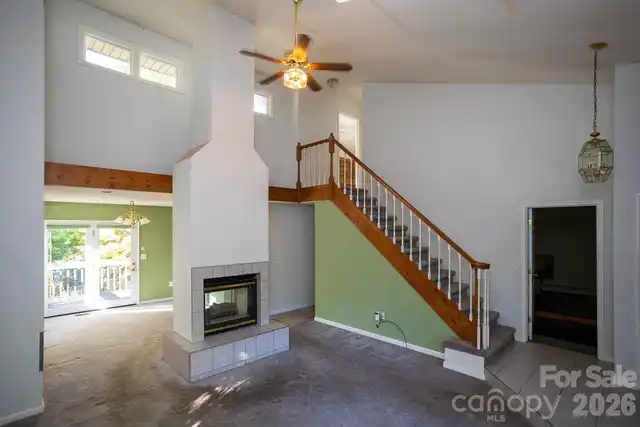 Listing Photo 6