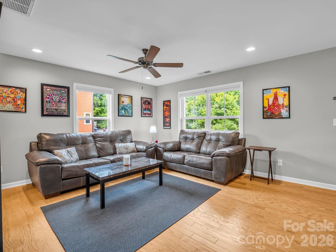 Listing Photo 9