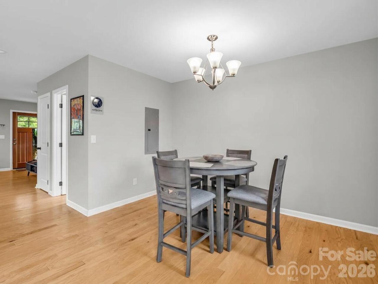 Listing Photo 14