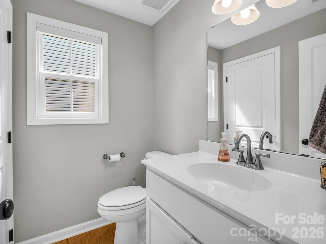 Listing Photo 16