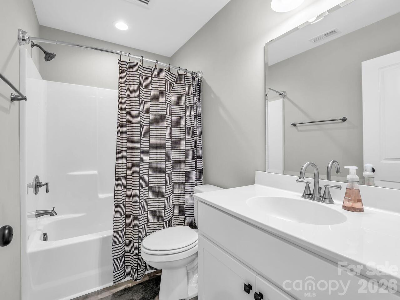 Listing Photo 25