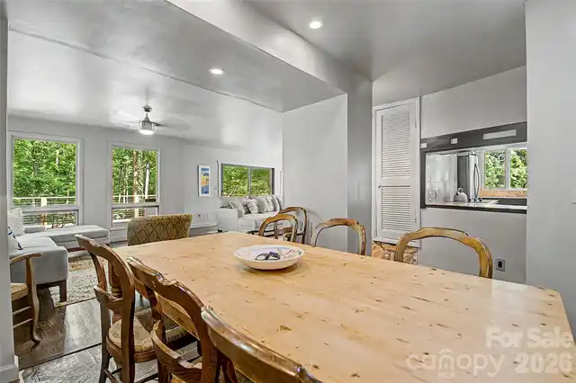 Listing Photo 22