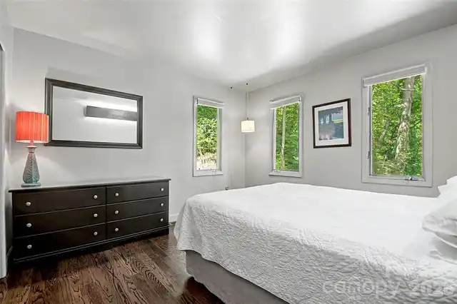 Listing Photo 44