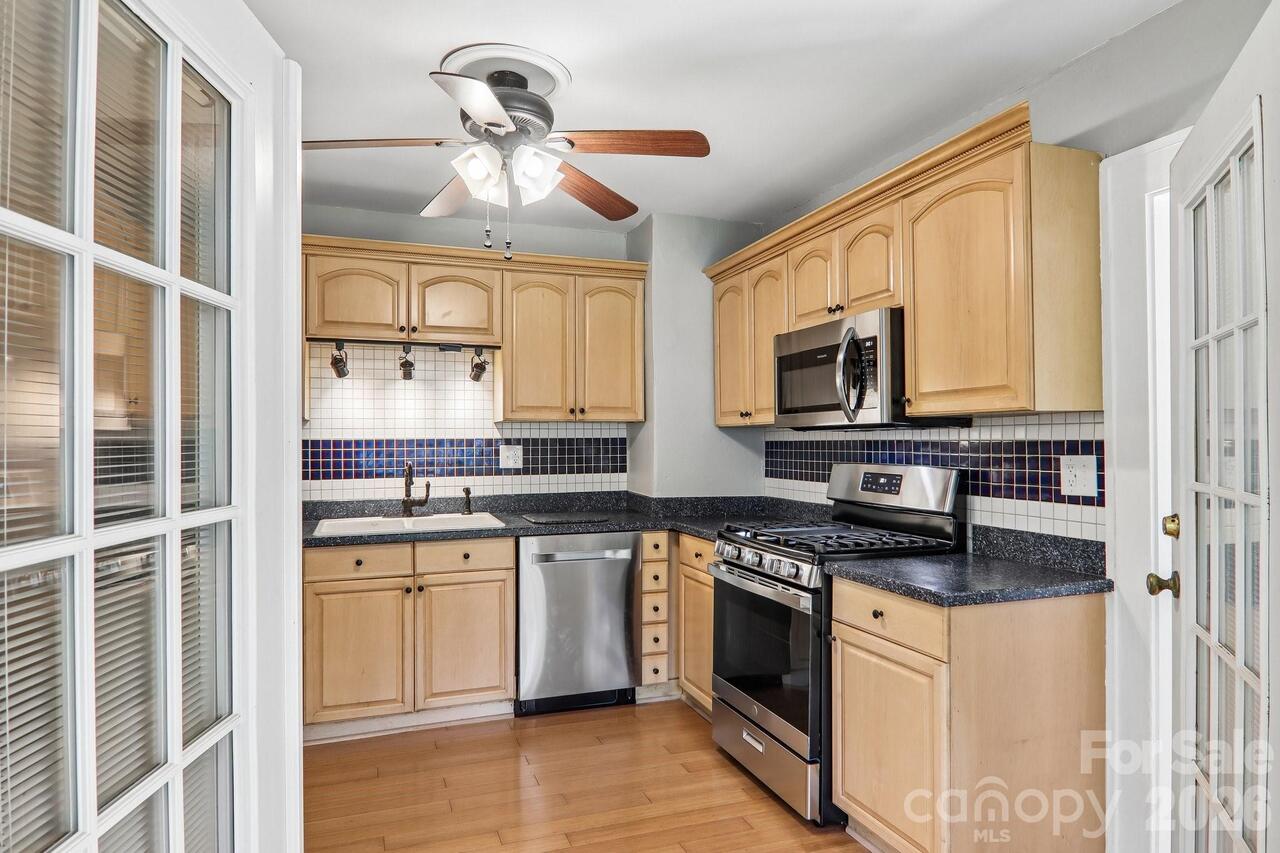 Listing Photo 18