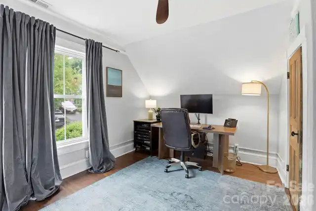 Listing Photo 28