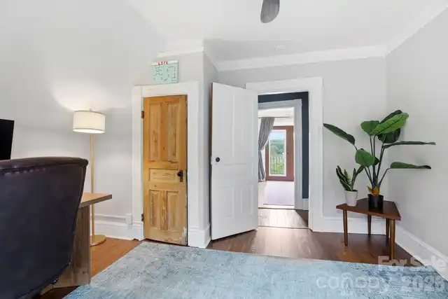 Listing Photo 29