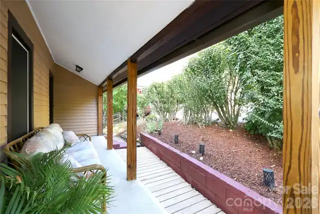 Listing Photo 34