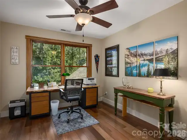 Listing Photo 32