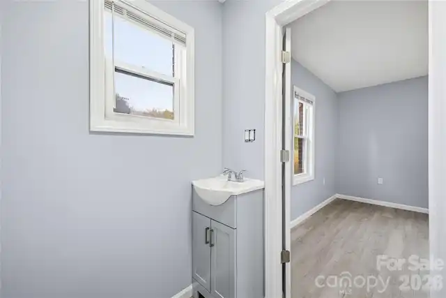 Listing Photo 16