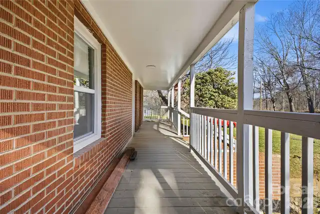 Listing Photo 28