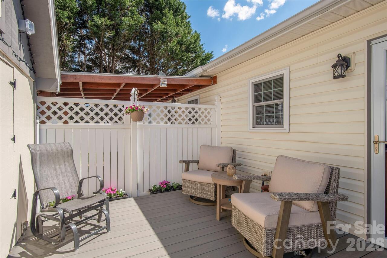 Listing Photo 19