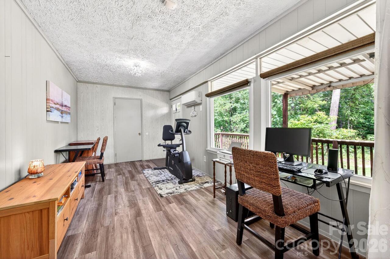 Listing Photo 25