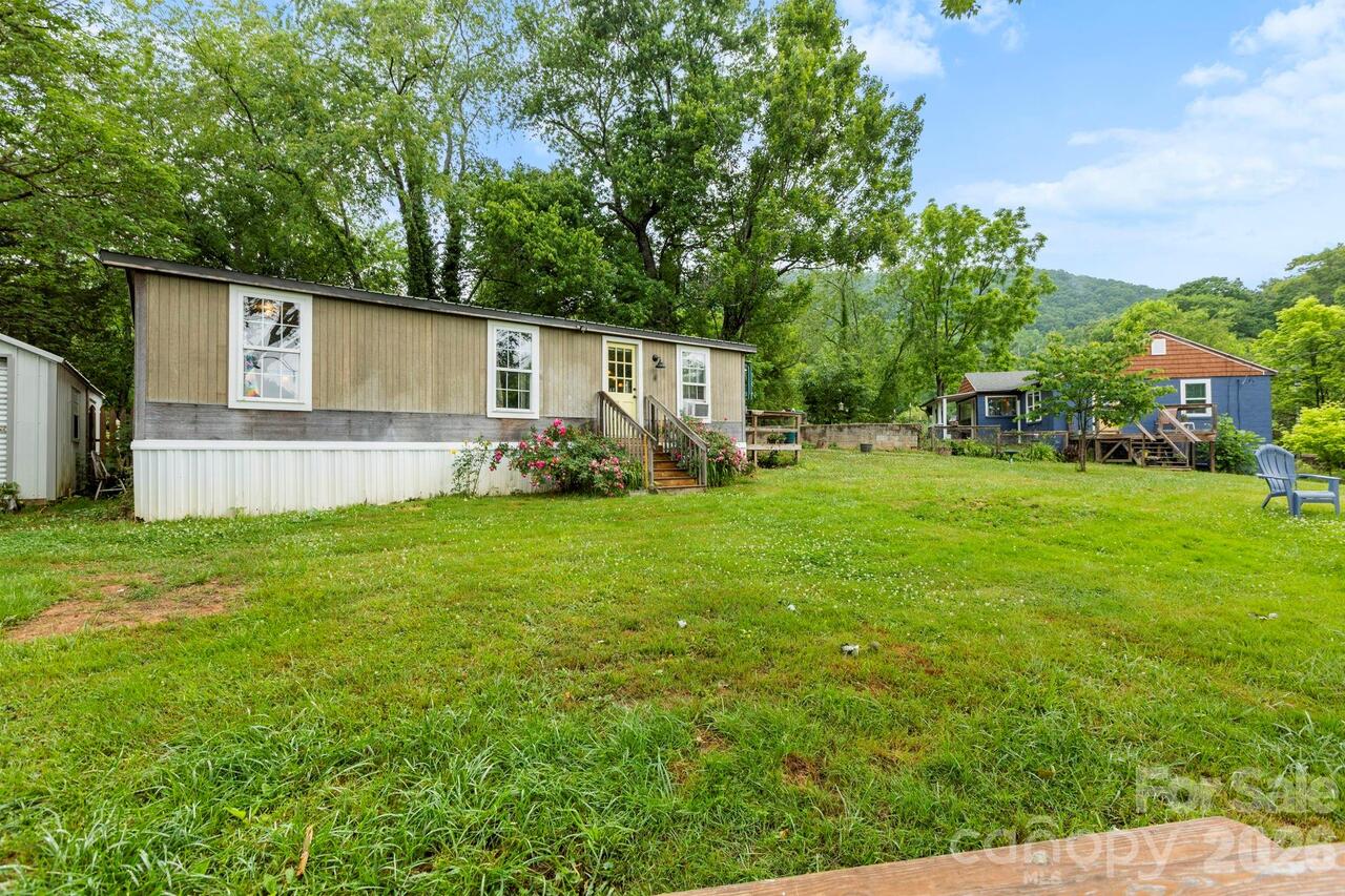 Listing Photo 6